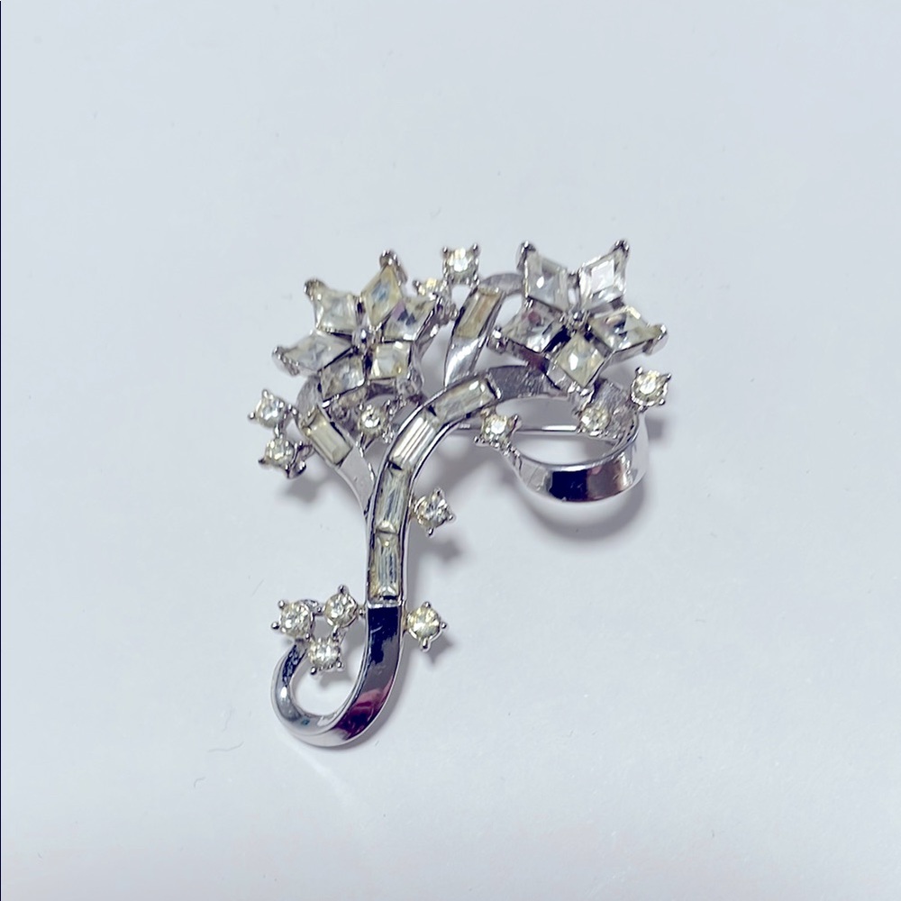 Vintage Crown Trifari Signed Clear Rhinestone A. Philippe Midcentury Brooch Pin